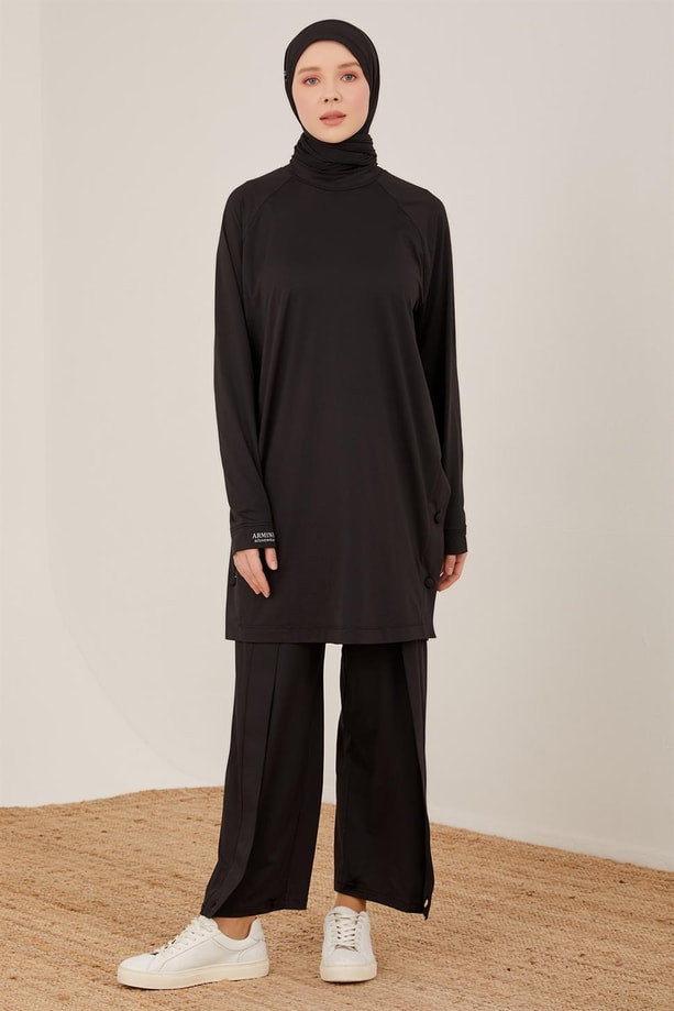 Armine Paçası Farklı Şekilde Çıtçıtlanabilen Spor Pantolon 23Y2403 Siyah