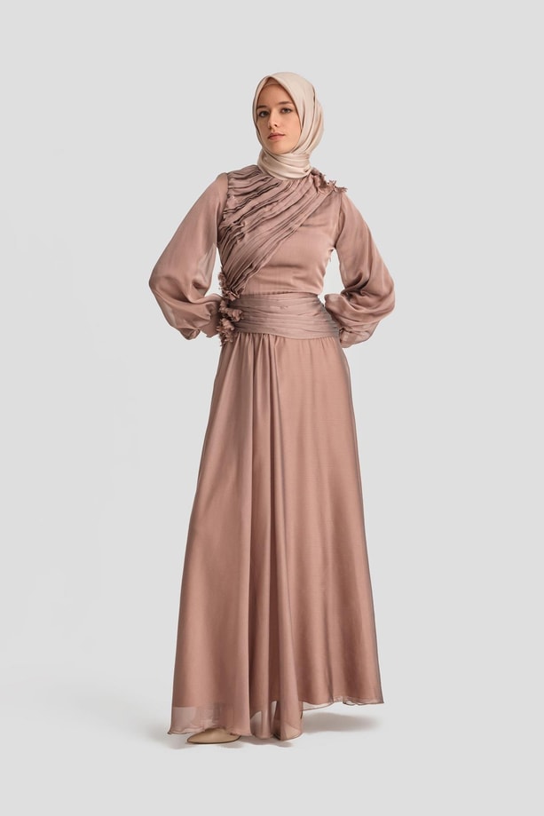 Armine Dropeli Ve İşlemeli Abiye Elbise 24K9914 Bronz