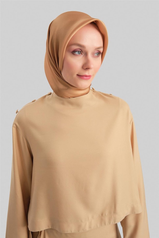 Armine Simli Düğmeli Viskon Bluz 24Y3530 Camel