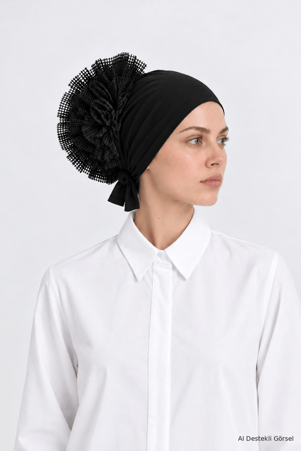 Fırfırlı Silikonlu Bağlamalı Bone Siyah 