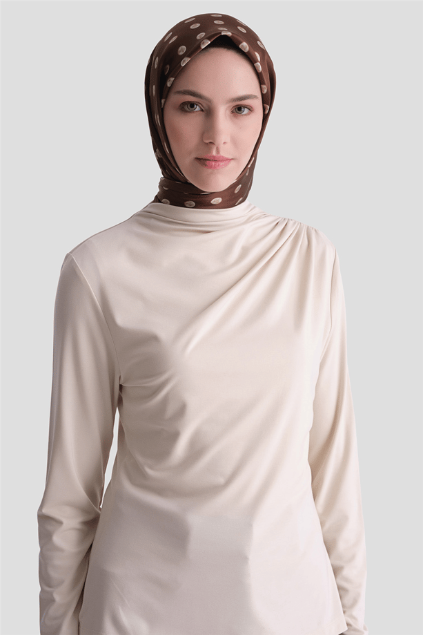 Degaje Yaka Örme Rayon Bluz Bej