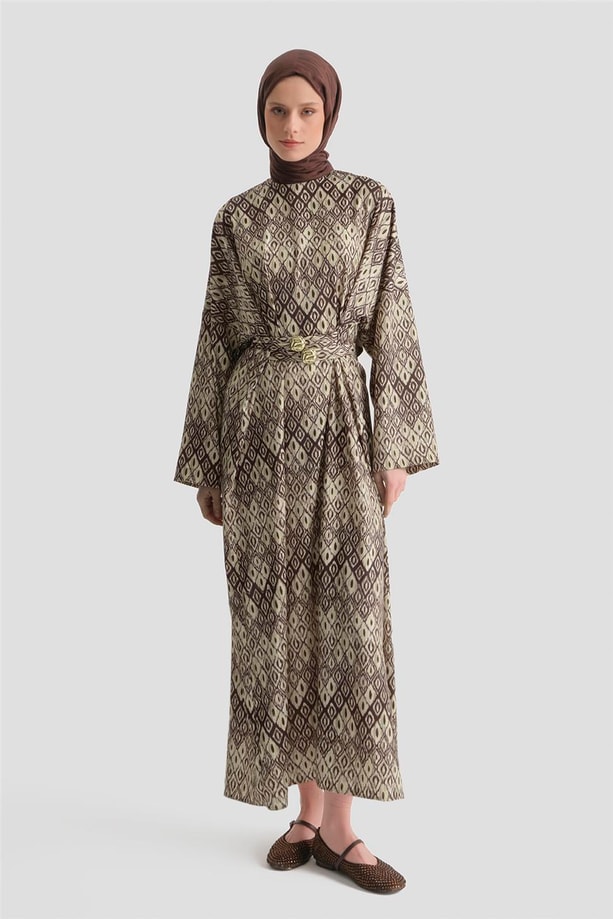 Toka Detaylı Desenli Elbise Kahve