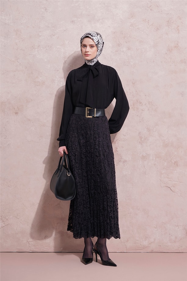 Dantel Piliseli Etek Siyah