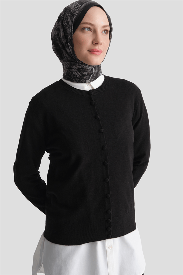 Düğme Detaylı Basic Hırka Siyah