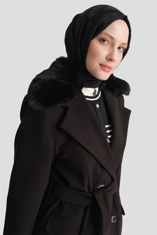 Kürk Detaylı Kaşe Kaban Siyah