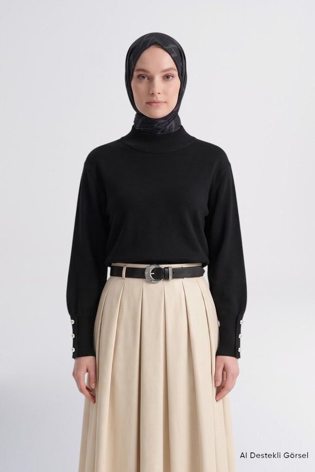 Düğme Detaylı Basic Kazak Siyah 