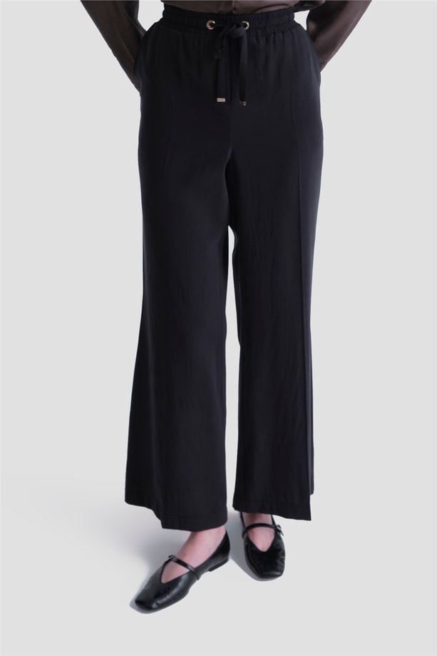 Beli Büzgülü Relax Pantolon Siyah