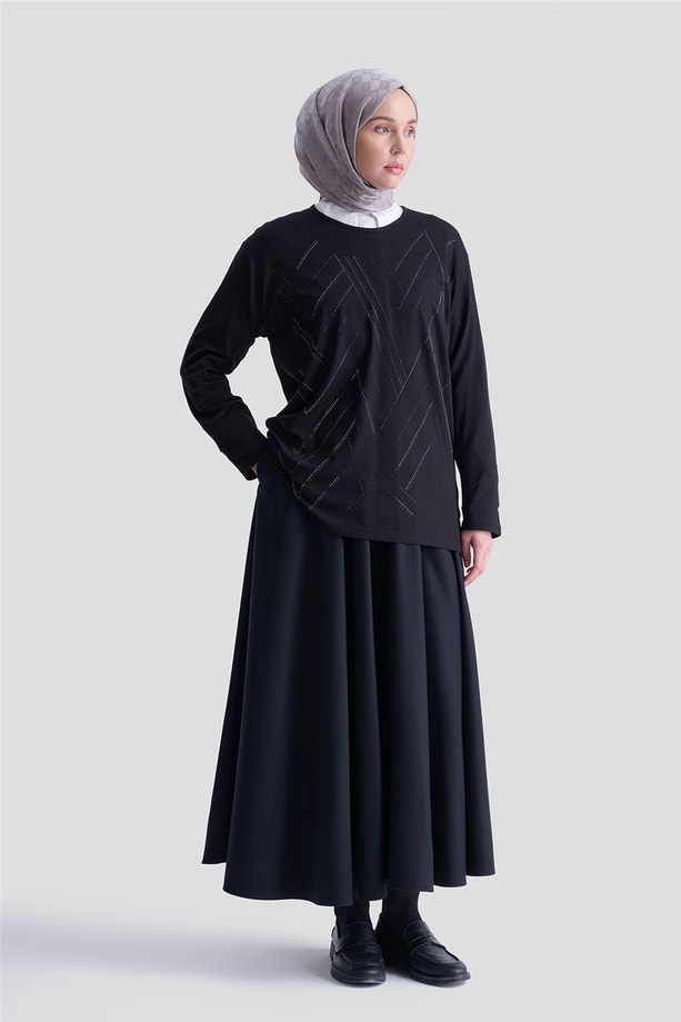 Armine Penye Siyah