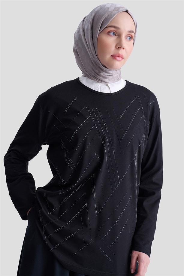 Armine Penye Siyah