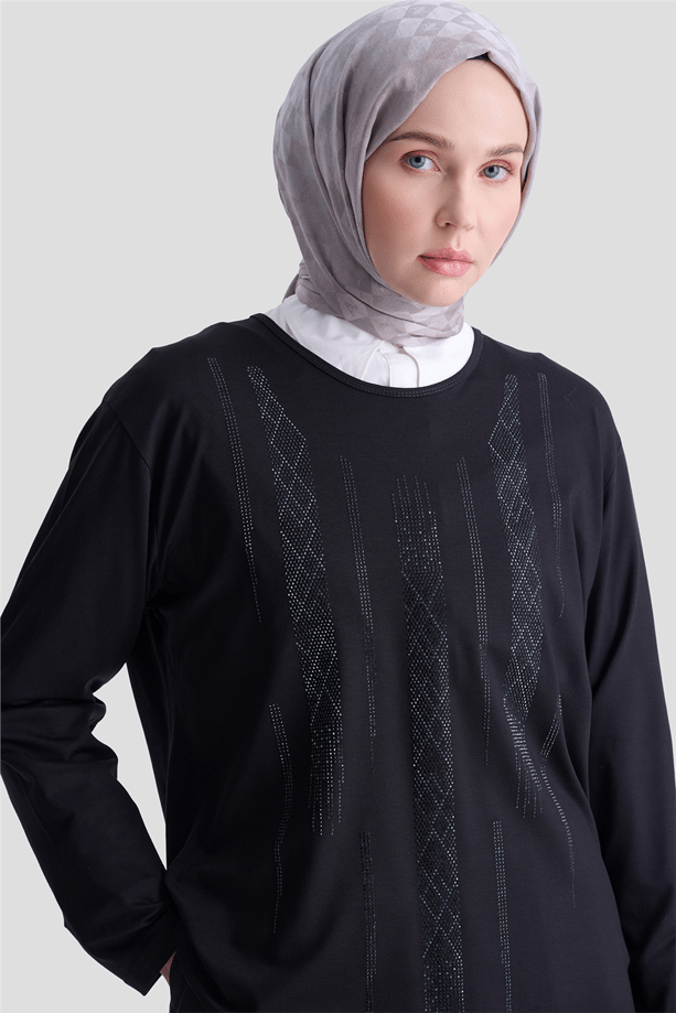 Armine Penye Siyah