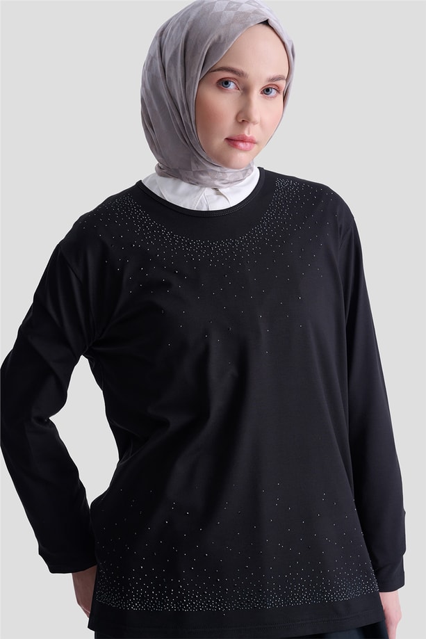 Armine Penye Siyah