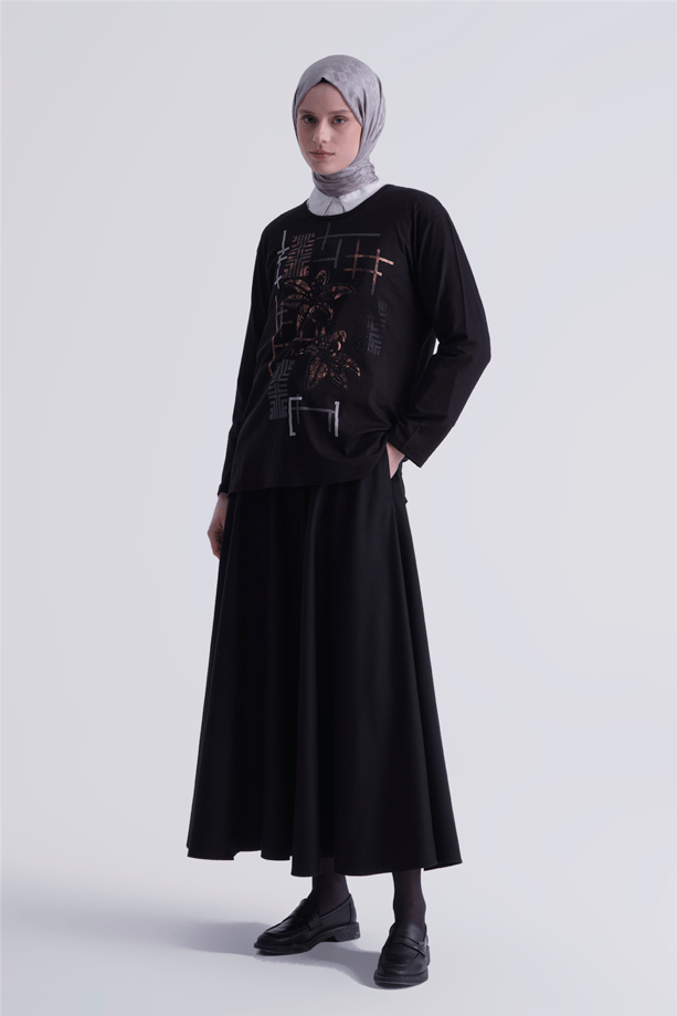 Armine Penye Siyah