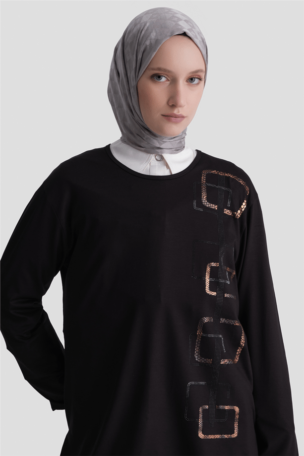 Armine Penye Siyah