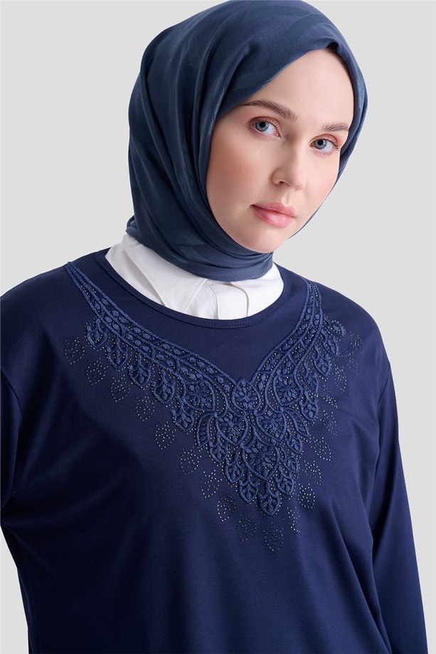 Armine Penye Lacivert