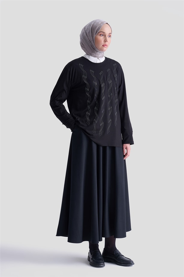 Armine Penye Siyah