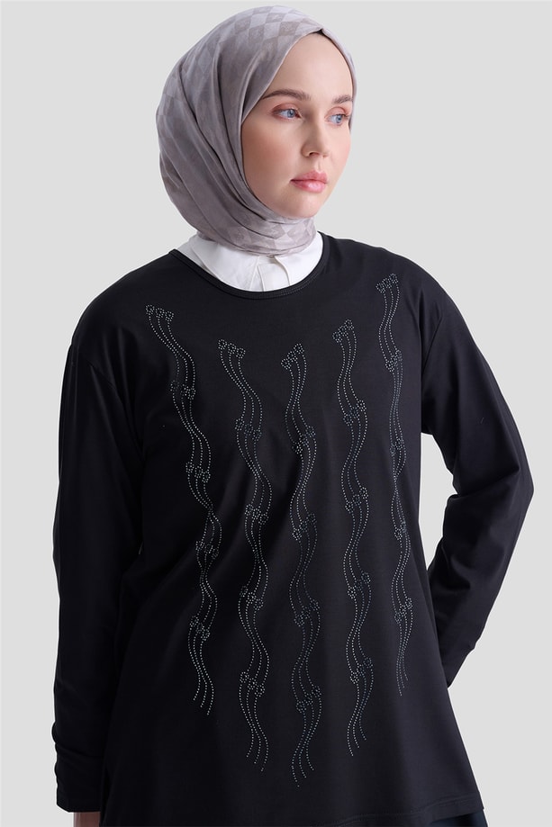 Armine Penye Siyah