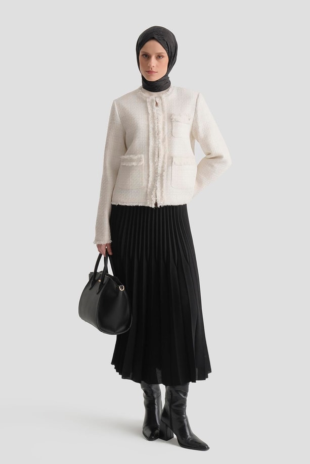 Tüvit Ceketli Takım Beyaz