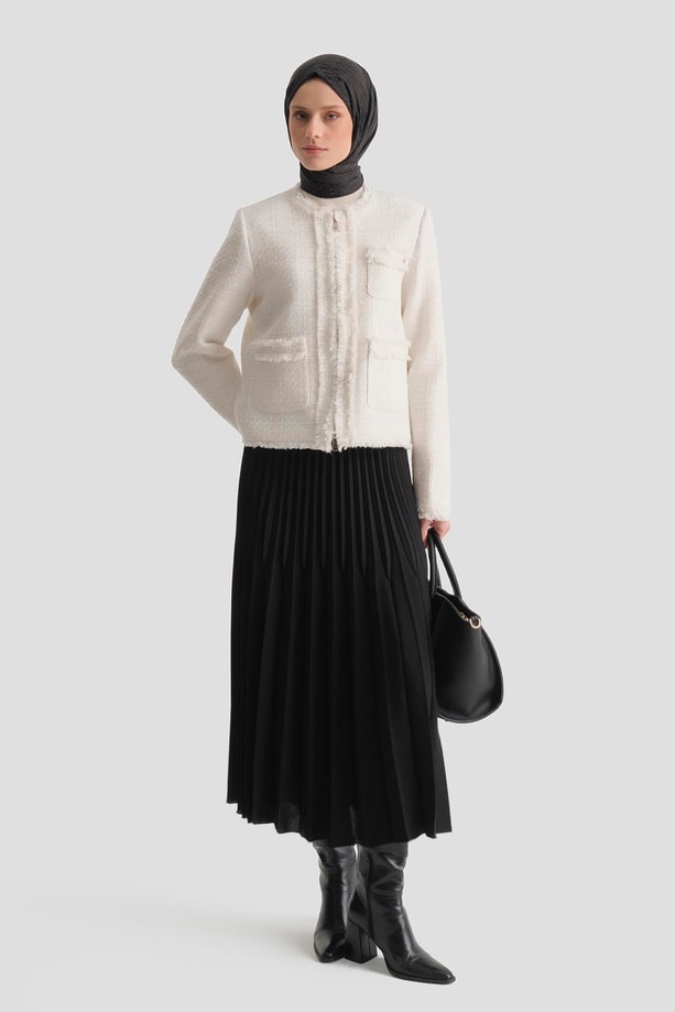 Tüvit Ceketli Takım Beyaz