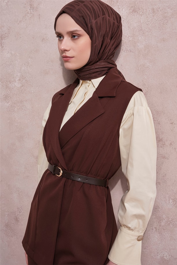 Beli Lastikli Yelekli Takım Kahverengi