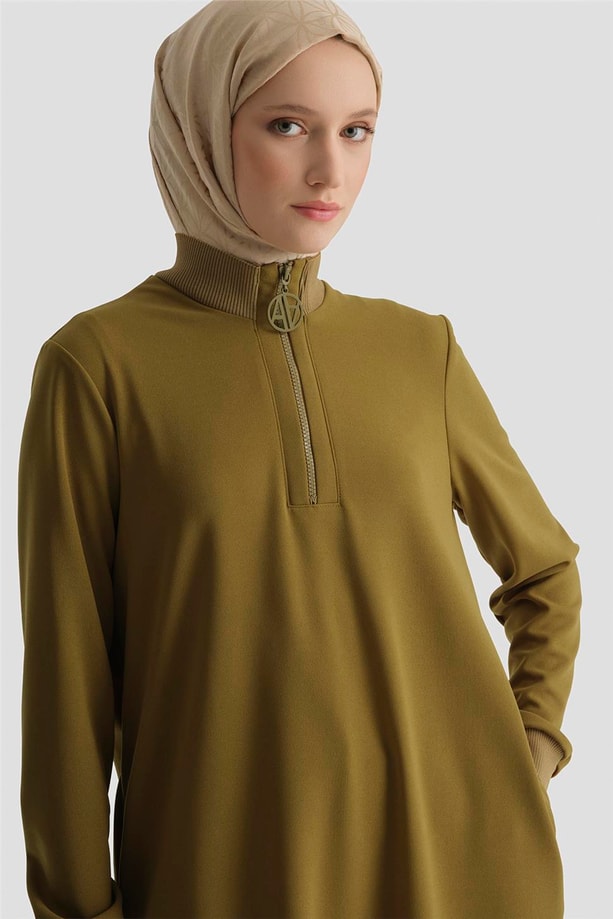 Fermuar Detaylı Basic Tunik Yağ Yeşili
