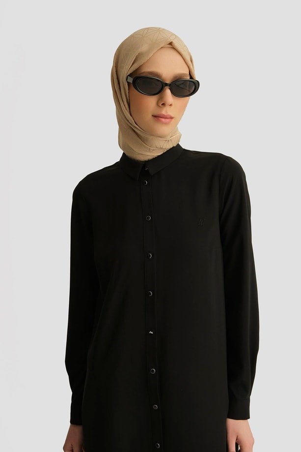 A Logolu Tunik Siyah