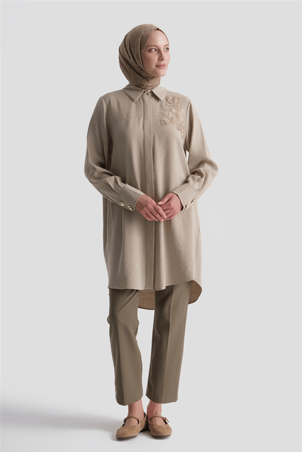 Aplike Detaylı Tunik Bej 