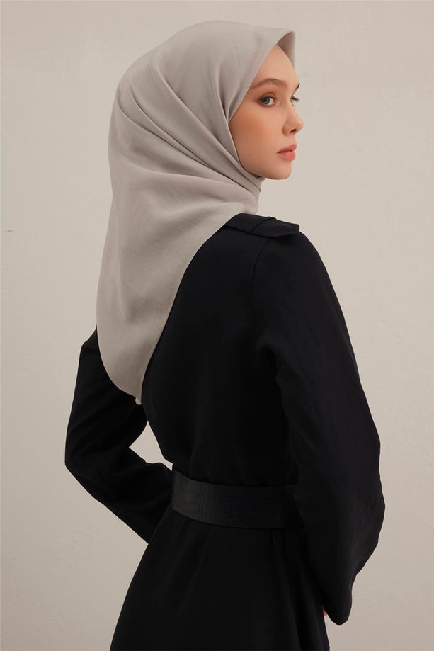 Armine Bordürlü Lyocell Eşarp 23