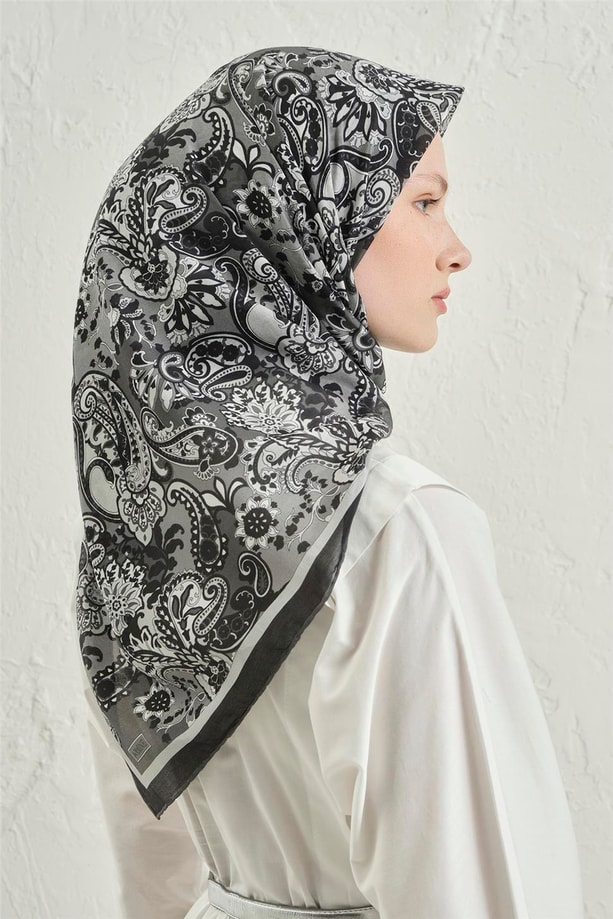 Armine Eşarp 1230 22 35