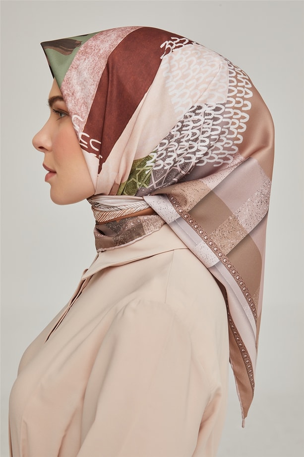 Armine Sport Eşarp 2007 09