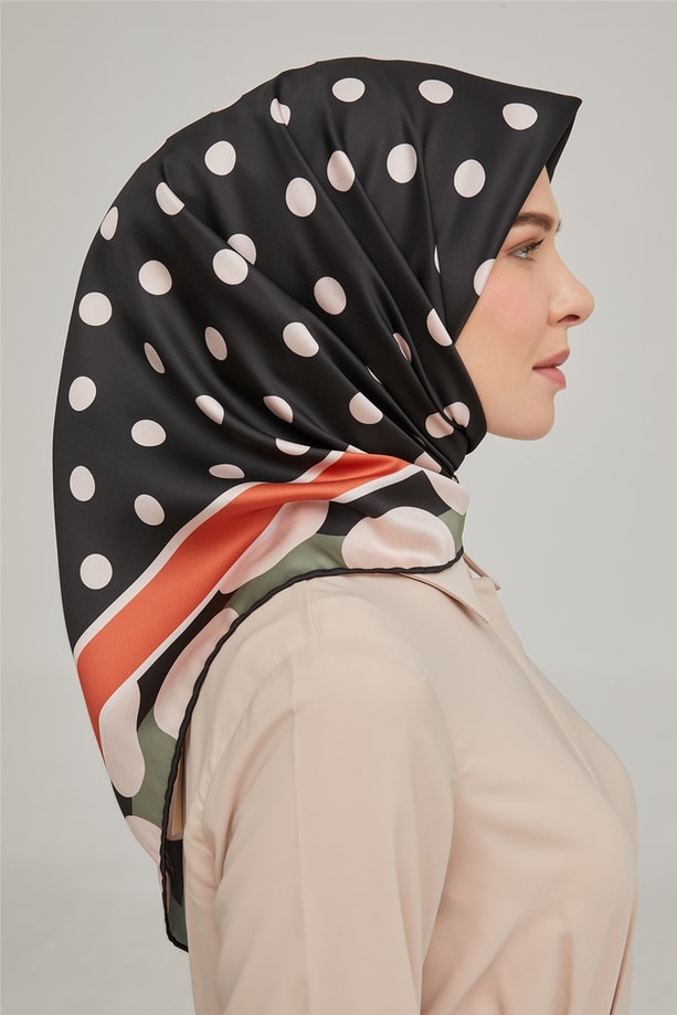 Armine Sport Eşarp 2014 01