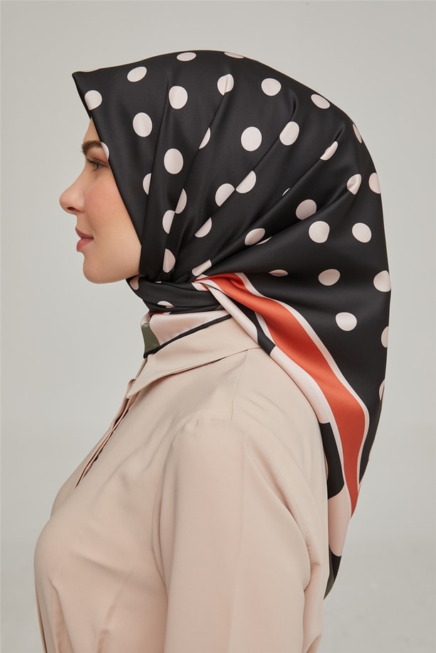 Armine Sport Eşarp 2014 01