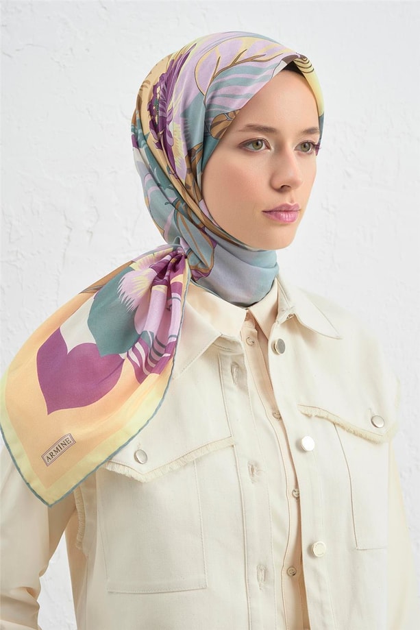 Armine Etro Eşarp 32 33