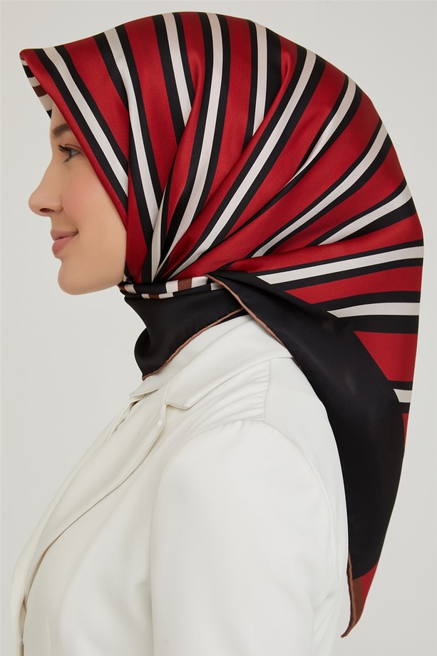 Armine Sura İpek Eşarp 21Ka8601 01