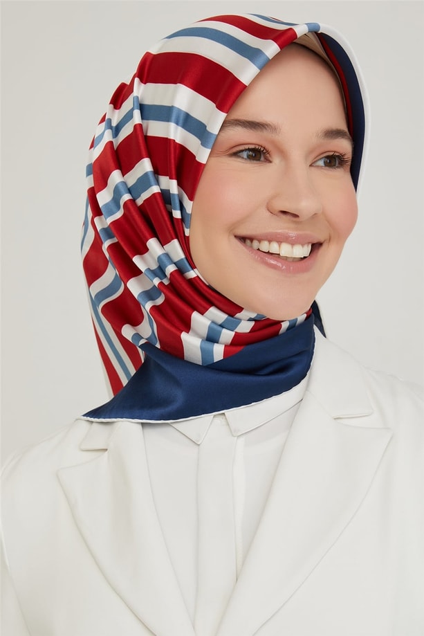 Armine Sura İpek Eşarp 21Ka8601 35