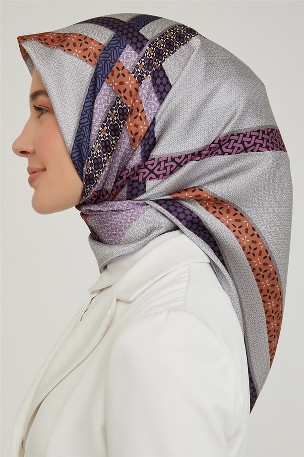 Armine Sura İpek Eşarp 21Ka8603 36