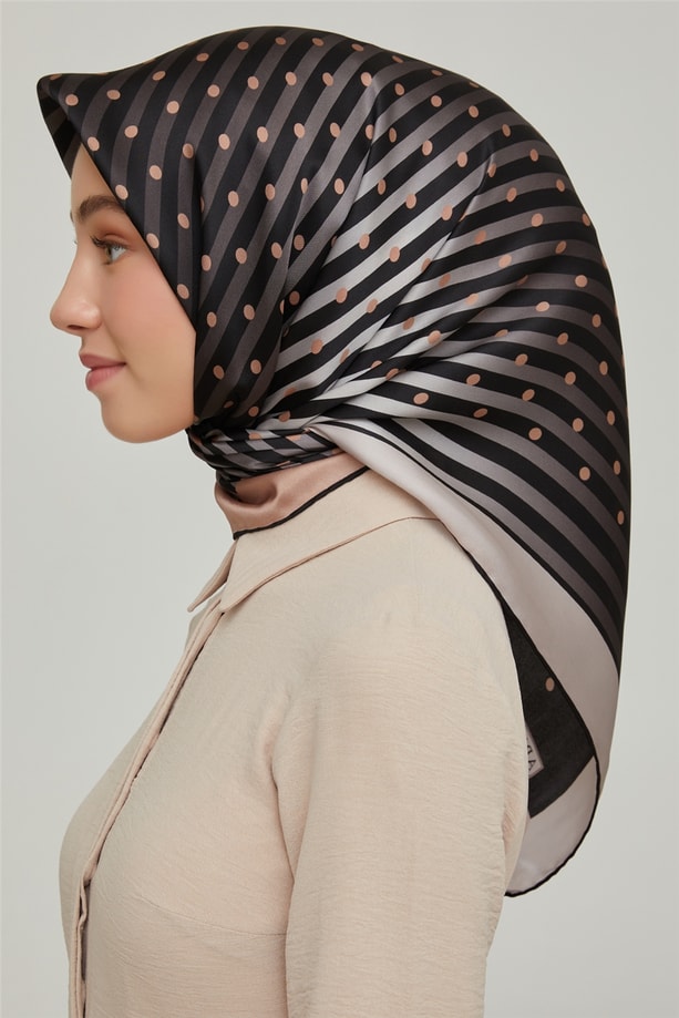 Armine Sura İpek Eşarp 21Ka8606 85