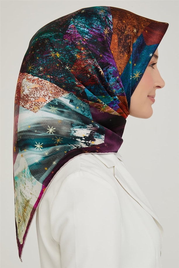 Armine Sura İpek Eşarp 21Ka8608 03
