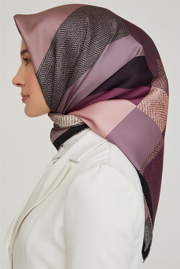Armine Sura İpek Eşarp 21Ka8610 31