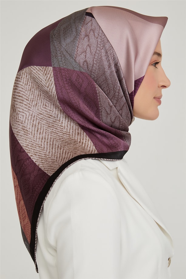 Armine Sura İpek Eşarp 21Ka8610 31
