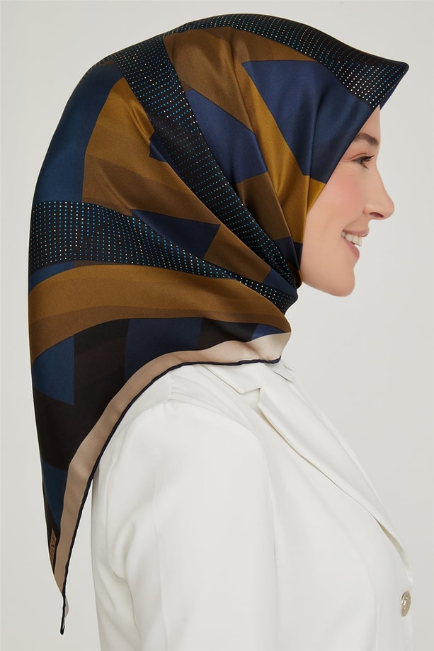 Armine Sura İpek Eşarp 21Ka8618 31
