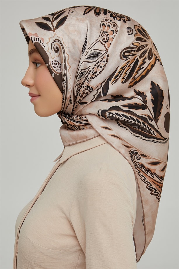 Armine Sura İpek Eşarp 21Ka8657 31