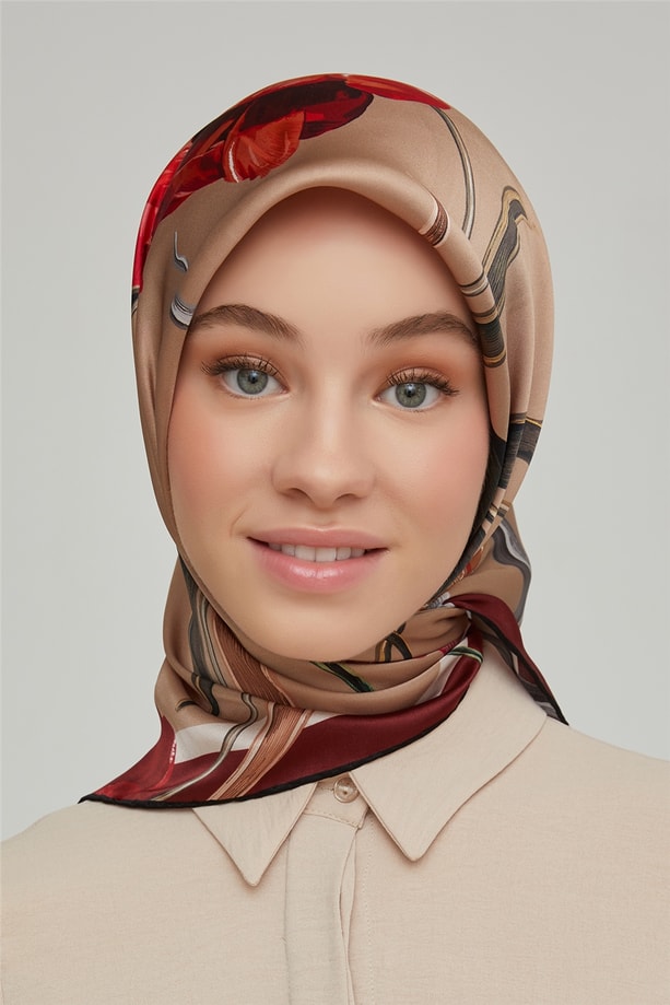 Armine Sura İpek Eşarp 21Ka8665 35