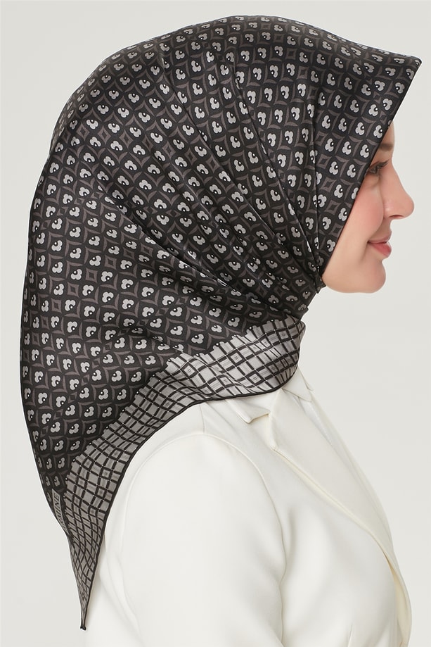 Armine Sura İpek Eşarp 21Y8557 03