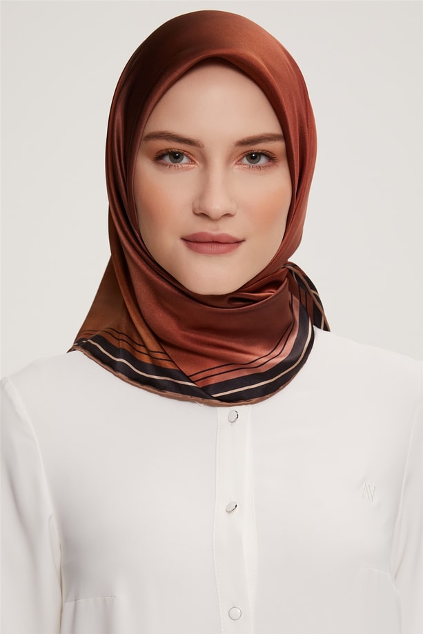 Armine Sura İpek Eşarp 22Ka3230 04