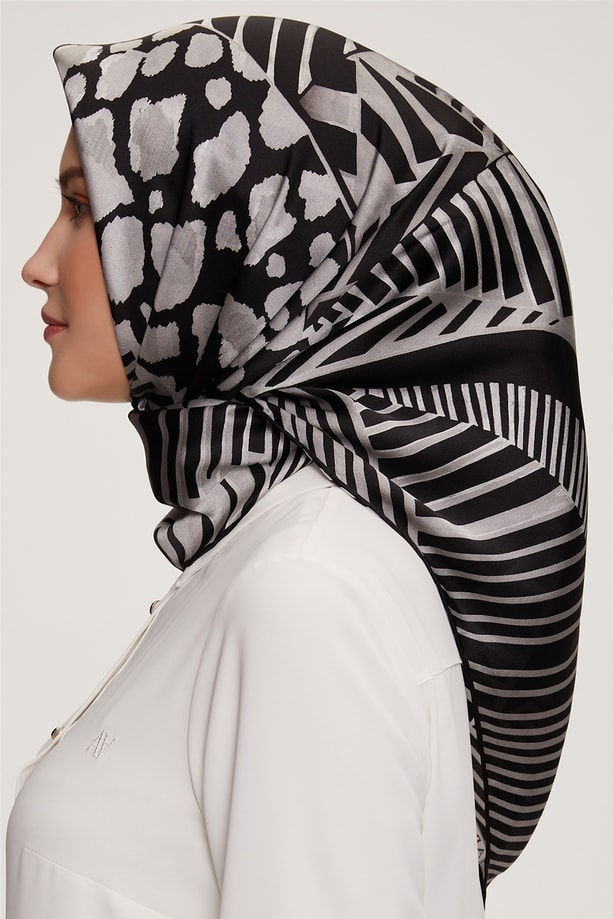 Armine Sura İpek Eşarp 22Ka3238 09