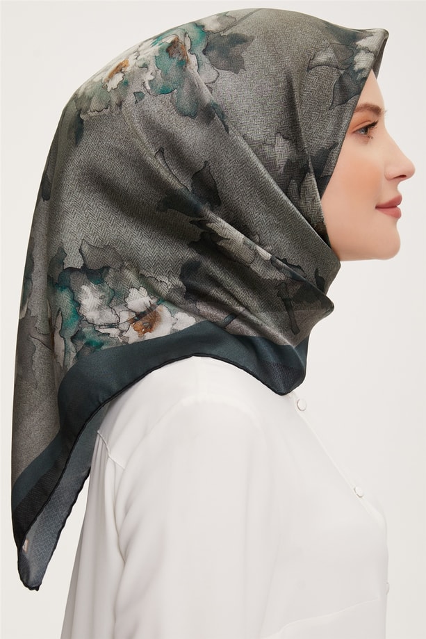 Armine Sura İpek Eşarp 22Ka3239 33