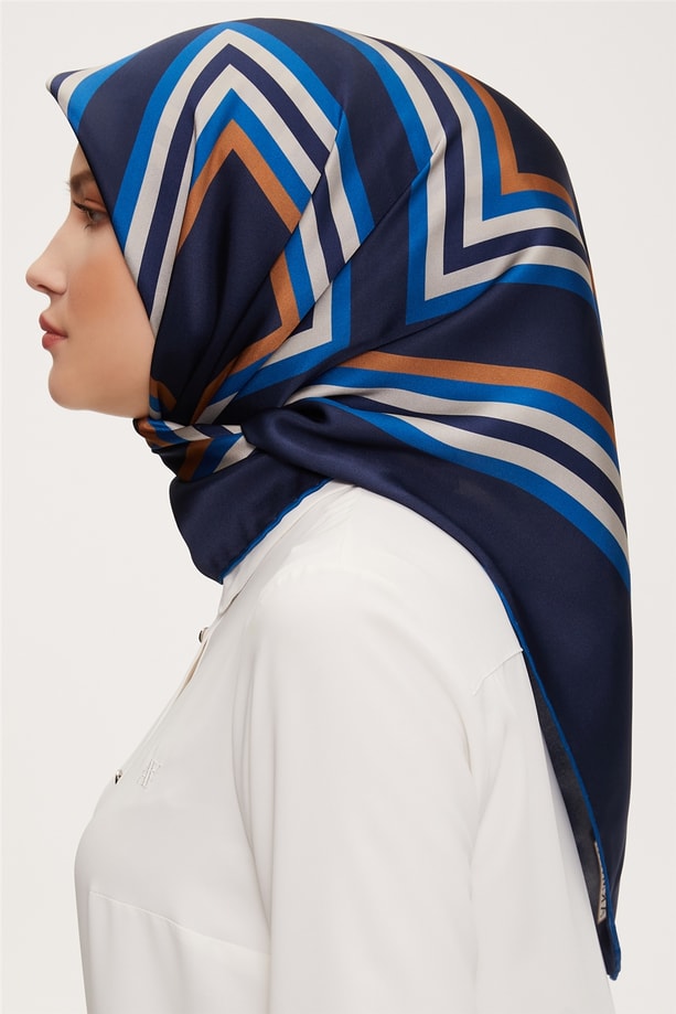 Armine Sura İpek Eşarp 22Ka3240 04