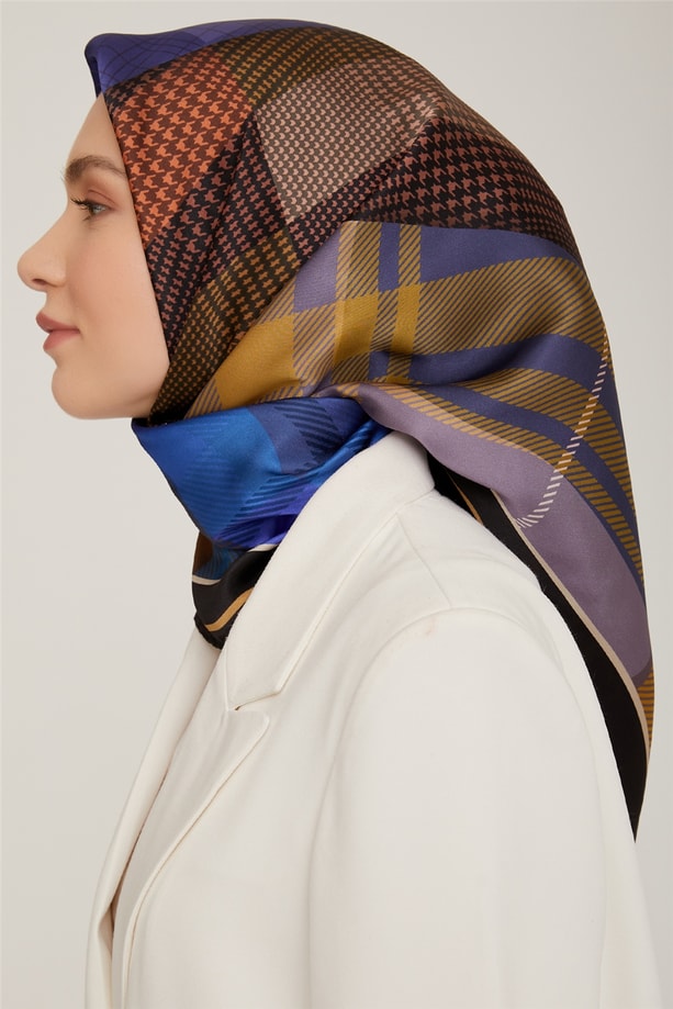 Armine Sura İpek Eşarp 22Ka8819 31