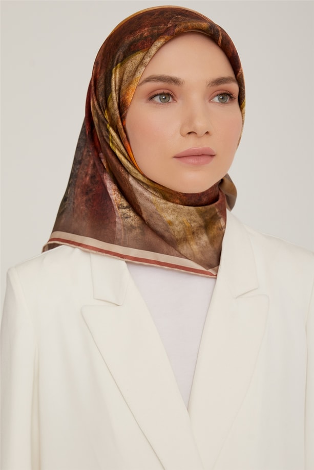 Armine Sura İpek Eşarp 22Ka8820 02
