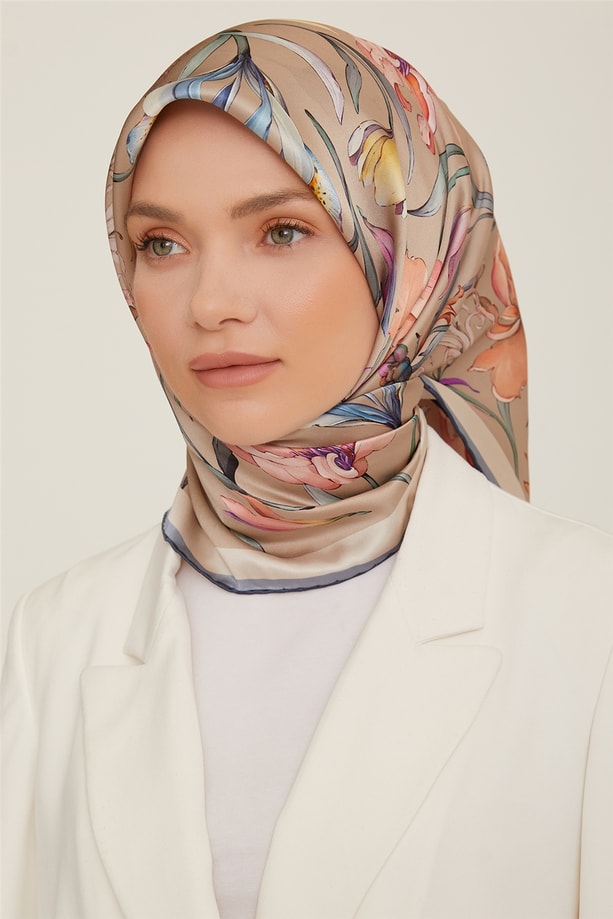 Armine Sura İpek Eşarp 22Ka8825 32